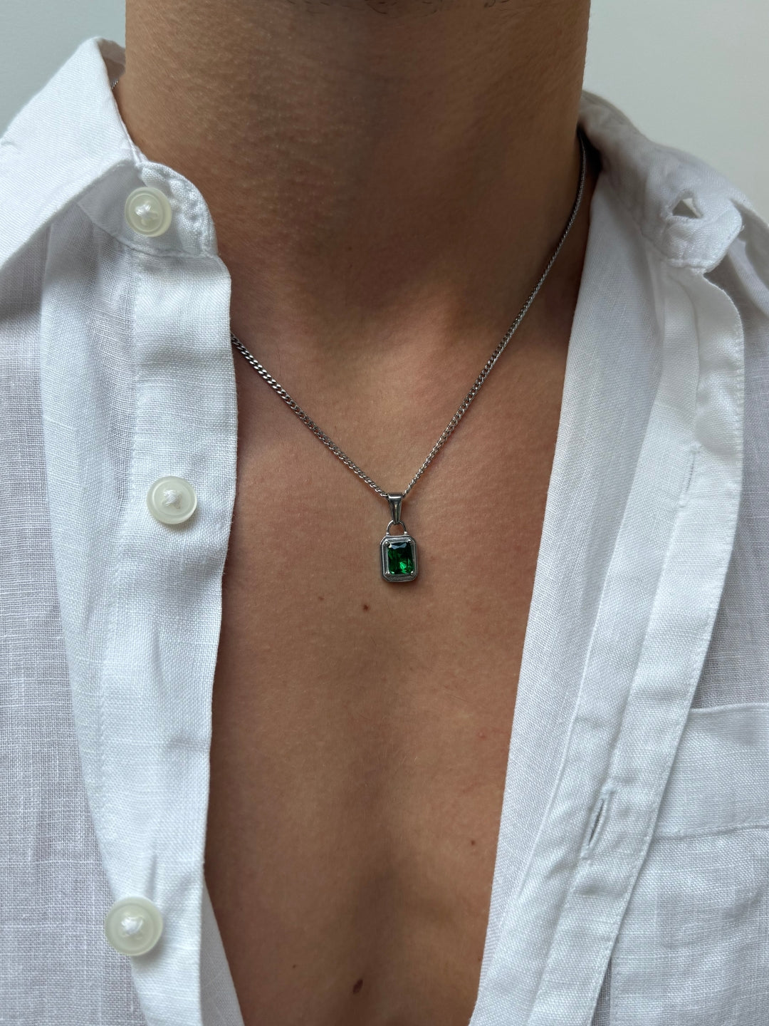 GREEN GEMSTONE CHAIN | Silver