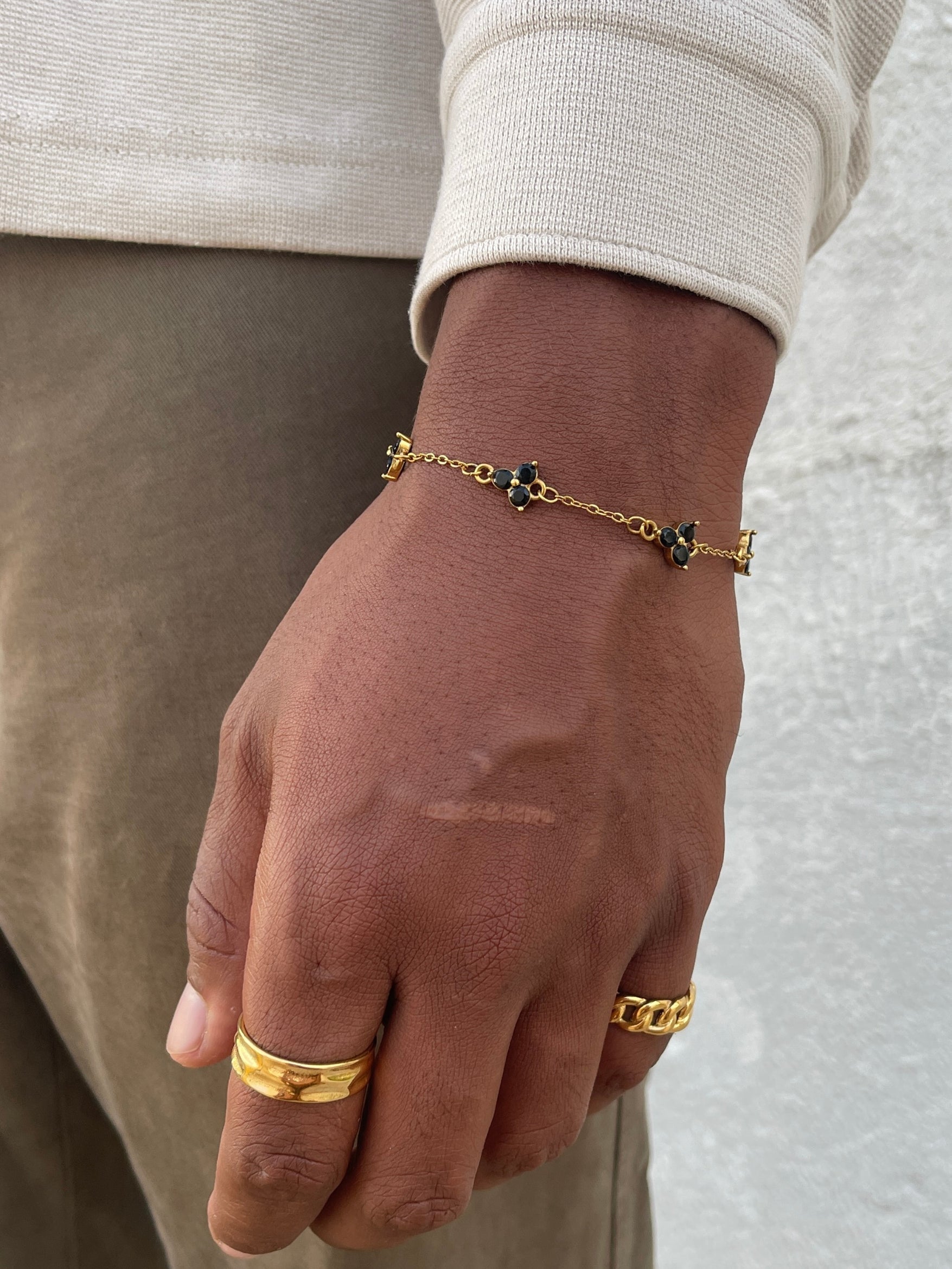 MIDNIGHT CLOVER BRACELET | 18K Gold